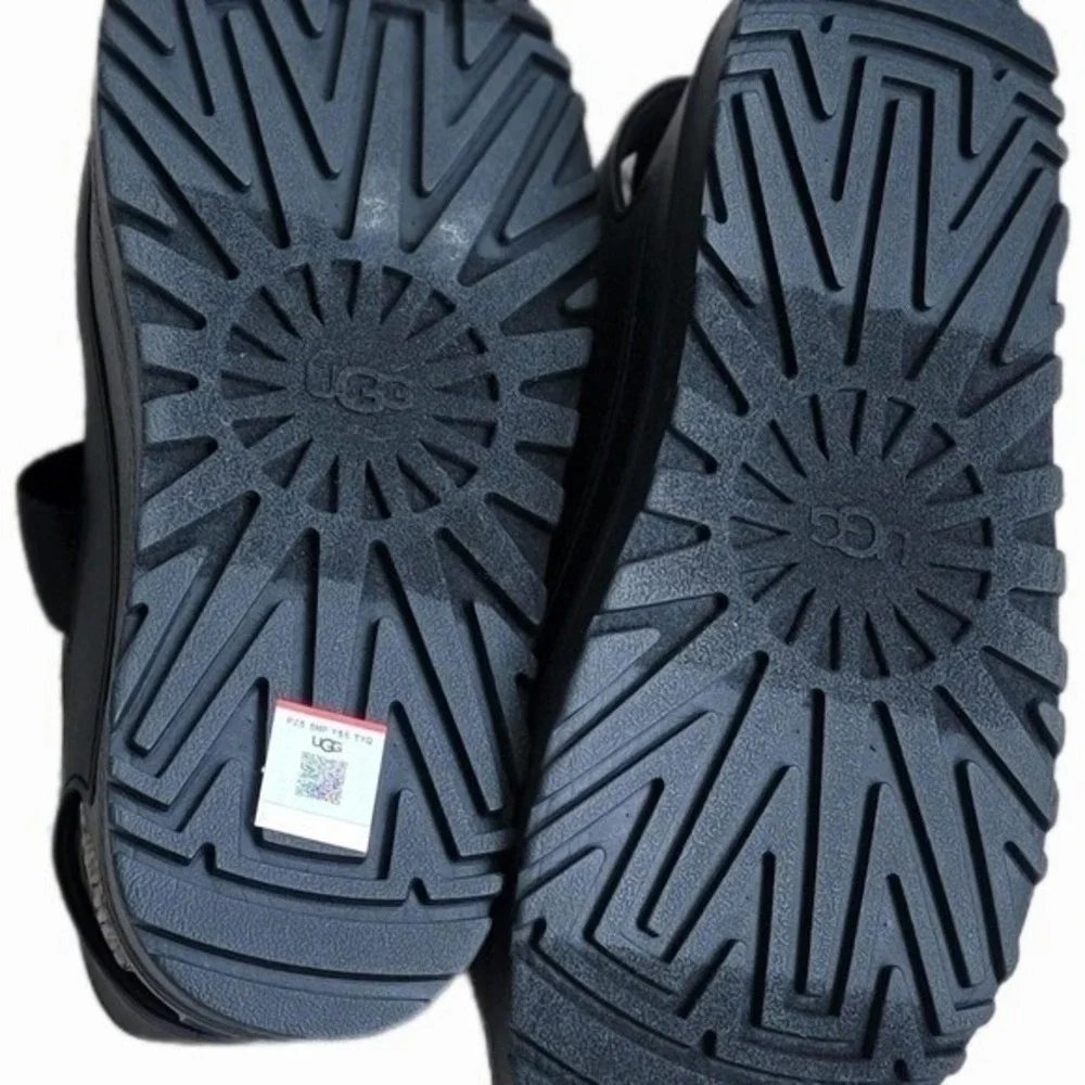 New UGG‎ sports strappy sandals Black M Sz 12
